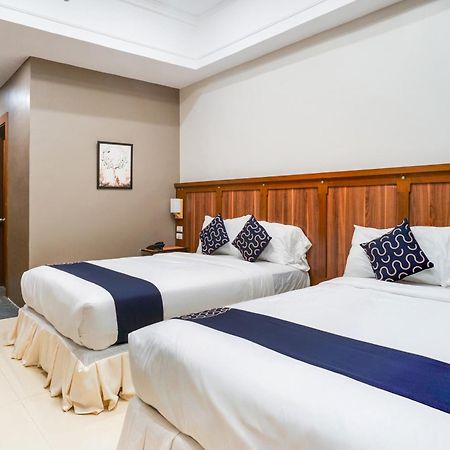 Davao City Capital O 460 World Palace Hotel מראה חיצוני תמונה